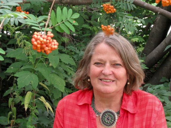 Discover Di Brandt, Poet Laureate